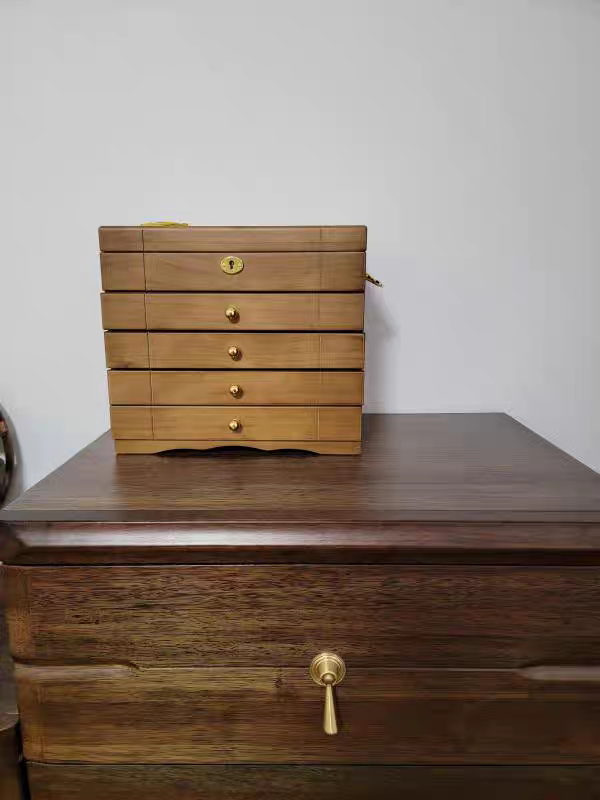 Caixa de joias de luxo em madeira maciça 2025 – Organizador de colar, brincos e anéis