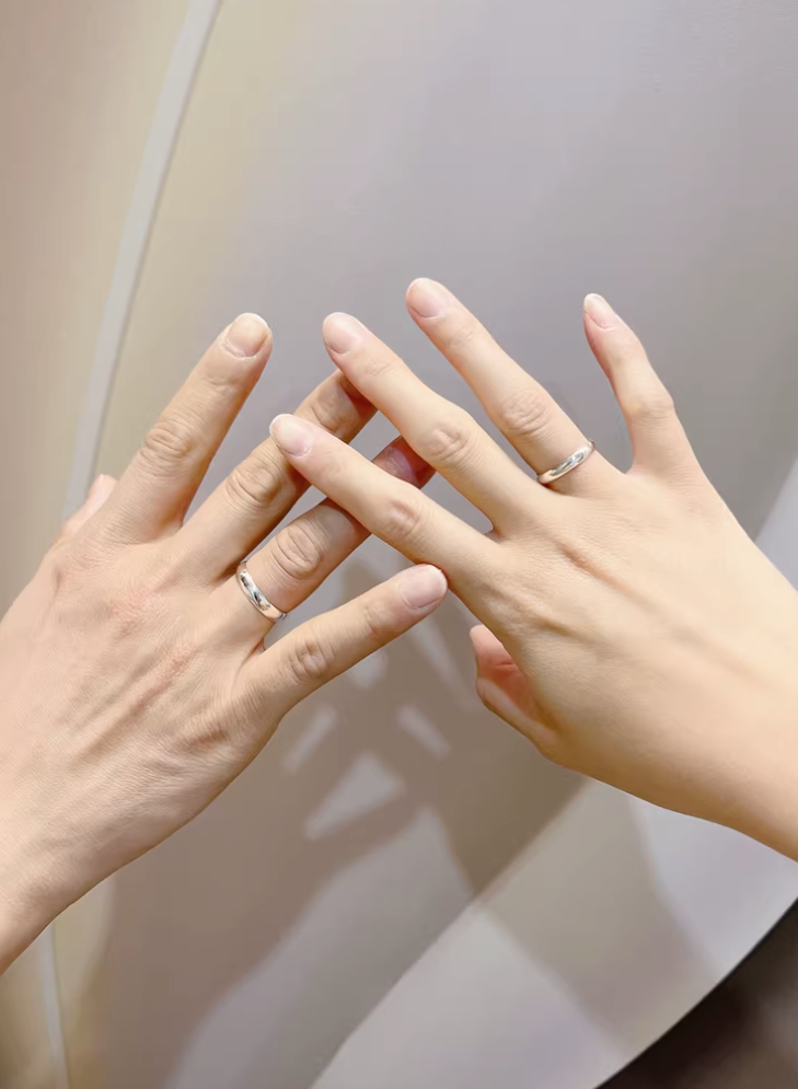 Minimalist Sterling Silver Couple Bands – Classic Matching Rings for Lovers