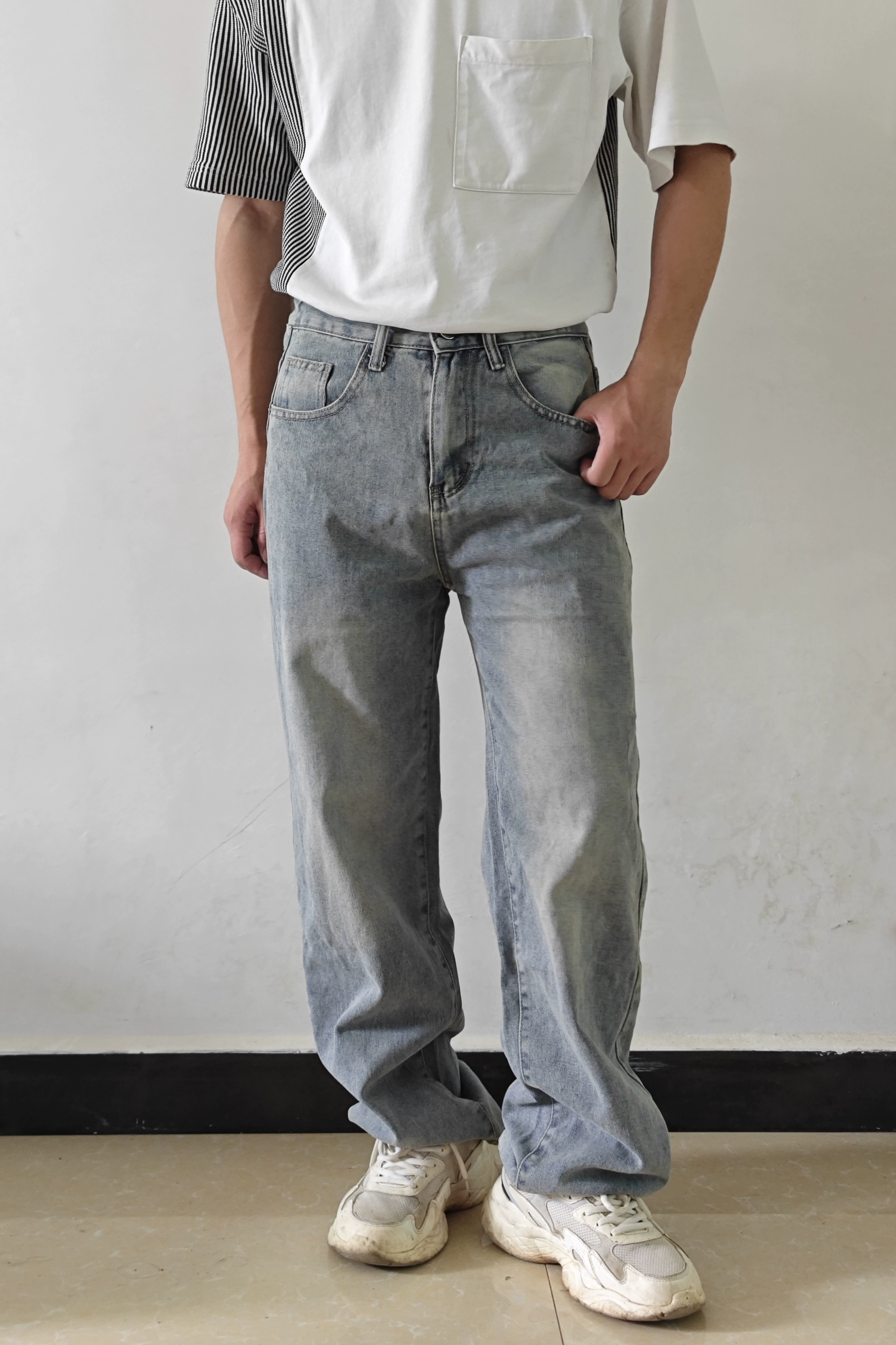 Jeans de Perna Larga para Homem – Calça de Verão Fina e Casual com Corte Solto e Perna Reta